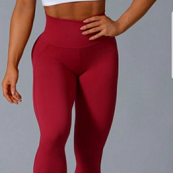 Bombshell sportswear red leggings - XS - Picture 2 of 3
